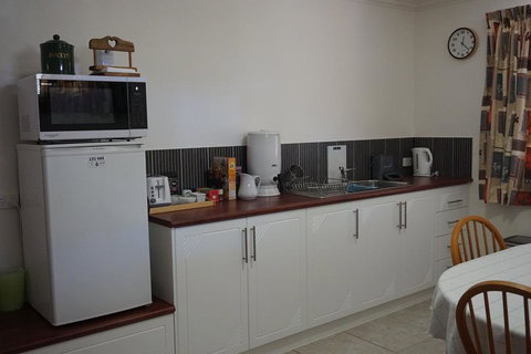 Broxholme B&B - Your Accommodation 2