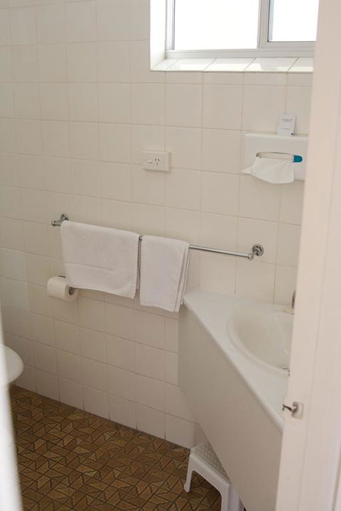 Buckaroo Motor Inn - Your Accommodation 3