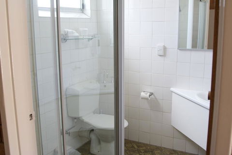 Buckaroo Motor Inn - Your Accommodation 2