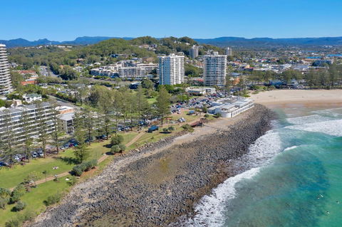 Bujerum Apartments On Burleigh - Your Accommodation 1