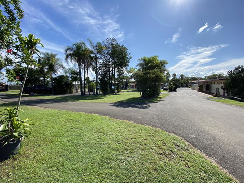 Bundaberg Park Village - Your Accommodation 1
