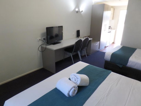 Burke & Wills Mt Isa - Your Accommodation 1