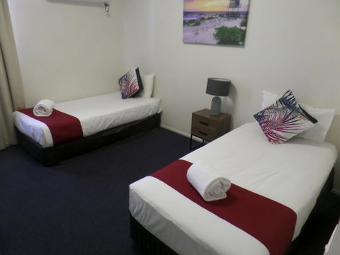 Burke & Wills Mt Isa - Your Accommodation 2