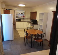 Burt St gardens - Your Accommodation
