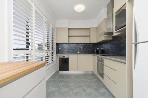 Calypso, Unit 5 - The Entrance - Your Accommodation 2