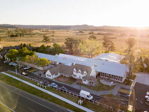 Camden Valley Inn - Your Accommodation 0