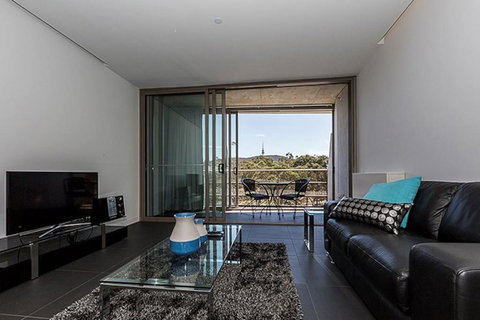 Canberra Luxury Apartment 8 - Your Accommodation 2