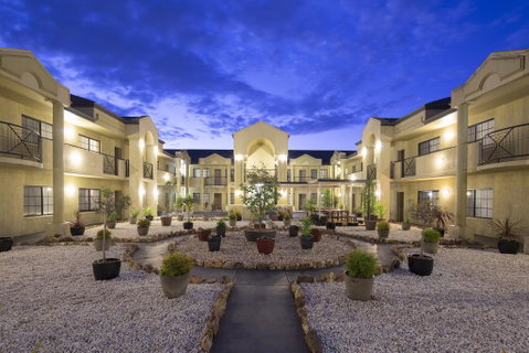 Canberra Parklands Central Apartment Hotel - Your Accommodation 1