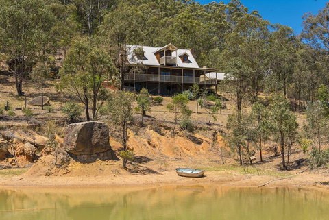 Cants Cottage - Your Accommodation 3