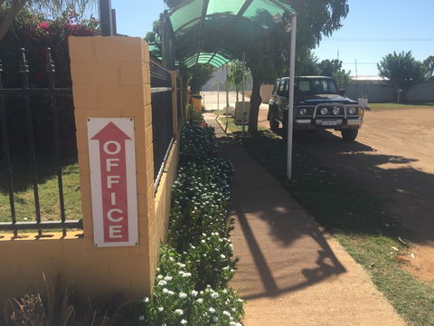 Carnarvon Caravan Park - Your Accommodation 3