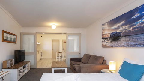 Cascades 7- Centrally Located With Beautiful Views - Your Accommodation 1