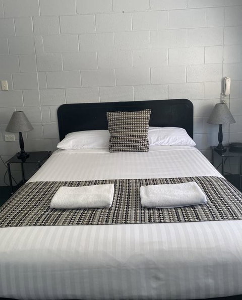 Castlereagh Lodge Motel - Your Accommodation 3