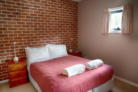 Cedar Creek 2 - Your Accommodation 3