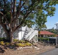 Central Cottage - Your Accommodation
