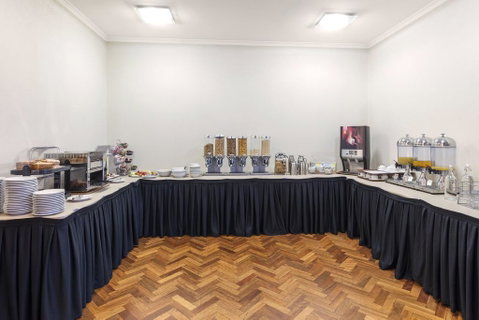 Central Motel & Apartments, Best Western Signature Collection - Your Accommodation 3