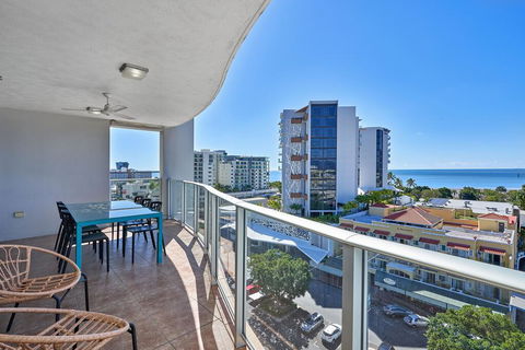 Centrepoint Apartments - Your Accommodation 0