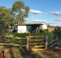 Charleville Bush Cottage - Your Accommodation