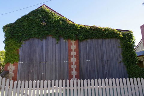 Charlottes Cottage - Your Accommodation 3