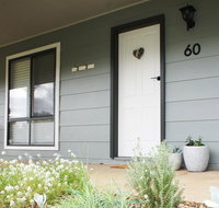 Charlottes Honor - River  Golf Cottage - Your Accommodation