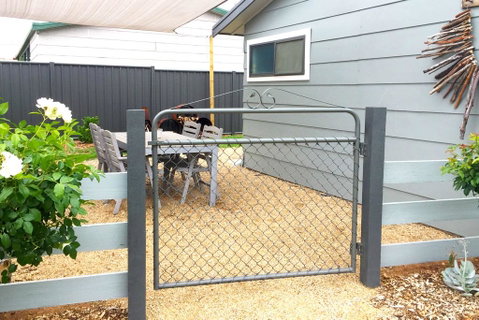 Charlottes Honor - River & Golf Cottage - Your Accommodation 1