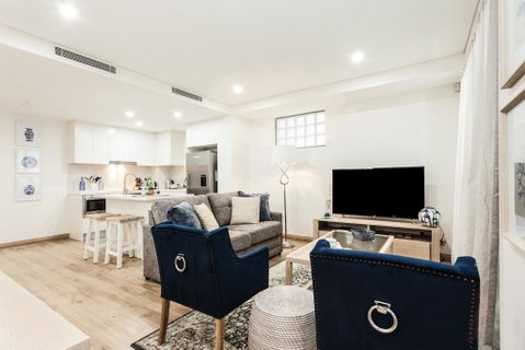CHARMING BREAM (671I) - Your Accommodation 0