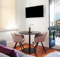 Charming Studio With Balcony in Inner-City Glebe - Your Accommodation