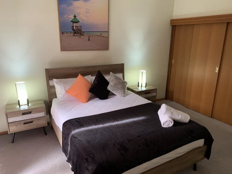 Chateau N'Ville - Your Accommodation 1