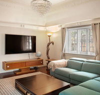 Chic 2 Bedroom Ground Floor Apartment In Trendy New Farm - Your Accommodation