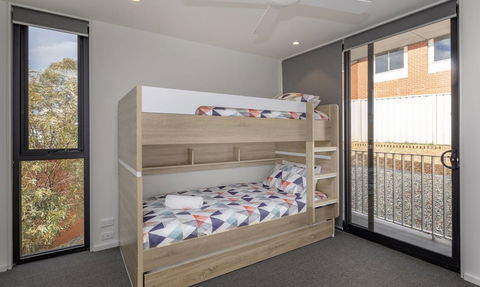 Chilam 'C' - Amazing Views With Modern Style - Your Accommodation 2