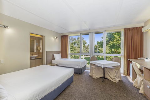 City Star Lodge - Your Accommodation 1