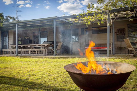 Claremont Cottage - Your Accommodation 2