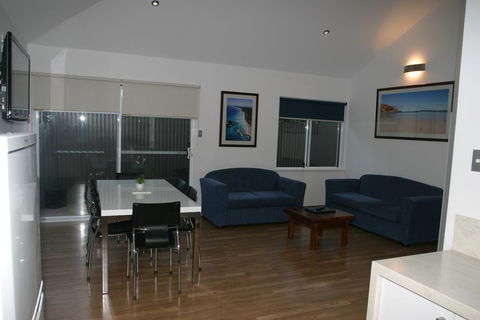 Clearwater Motel Apartments - Your Accommodation 3