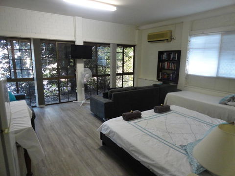 Cleveland B&B - Private Studio Room - Your Accommodation 2