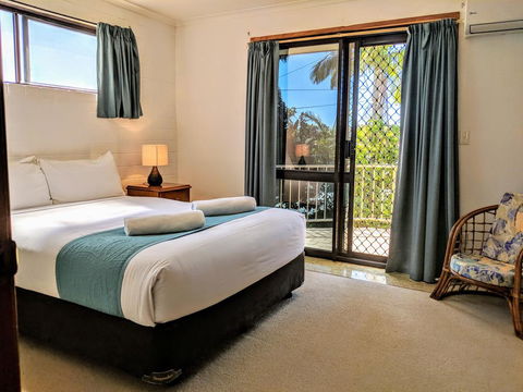 Cleveland Visitor Villas Motel - Your Accommodation 3
