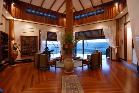 Cloud 9 - Your Accommodation 2