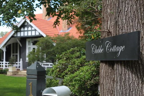 Clubbe Cottage - Your Accommodation 2