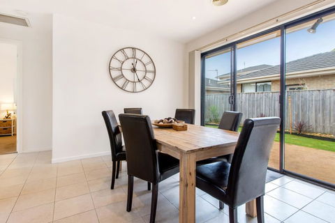 COASTAL HAVEN - DROMANA - Your Accommodation 2