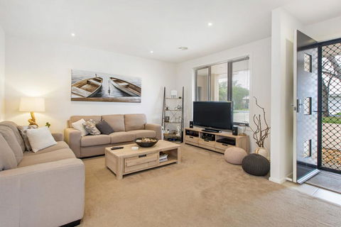 COASTAL HAVEN - DROMANA - Your Accommodation 1