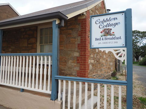 Cobblers Cottage B&B - Your Accommodation 0