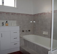 Cole House Apartments - Your Accommodation