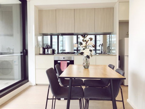 Collins Wharf S Collection - Your Accommodation 0