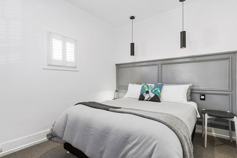 Colonial Hampdens - Your Accommodation 0