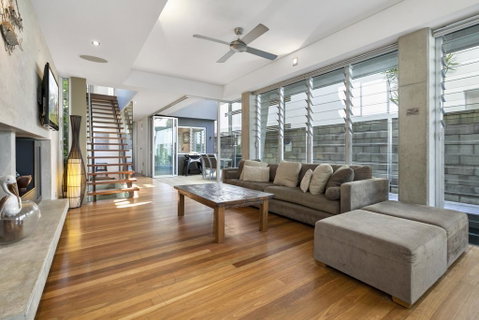 Contemporary & Central, Sunshine Beach - Your Accommodation 1