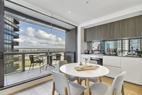 Contemporary Luxury With Views At Maya Waterfront - Your Accommodation 1