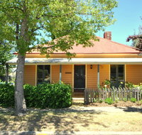 Cooma Cottage - Your Accommodation