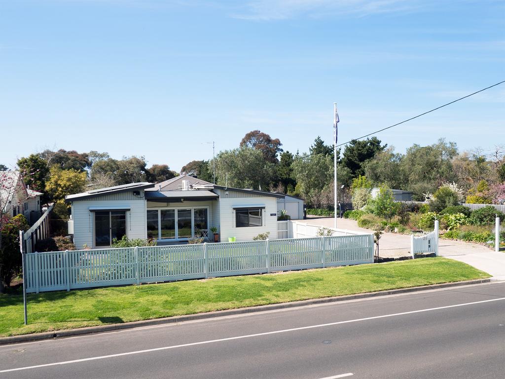 Whittington VIC Your Accommodation