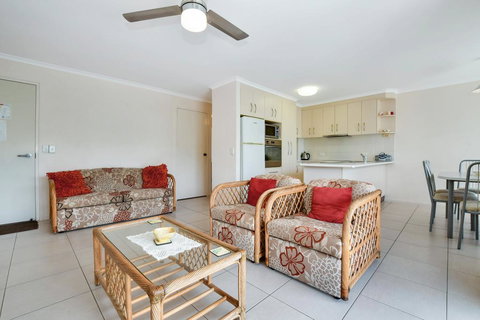 Coral Breeze Penthouse - Your Accommodation 3