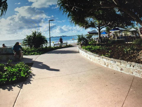 Coral Sea Views Beachfront Penthouse - Your Accommodation 3
