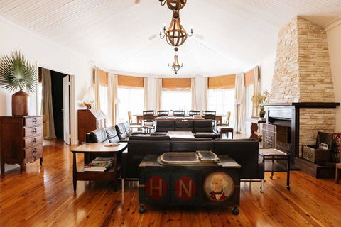 Corunna Station Country House - Your Accommodation 2