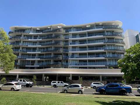 Cosmopolitan Exclusive Rental Apartments - Your Accommodation 2